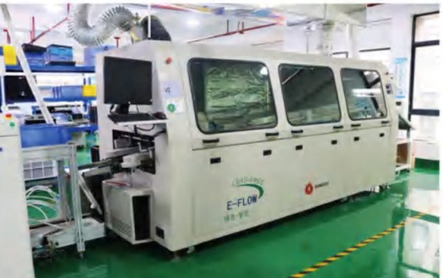 Wave soldering oven on Youlai's THT line